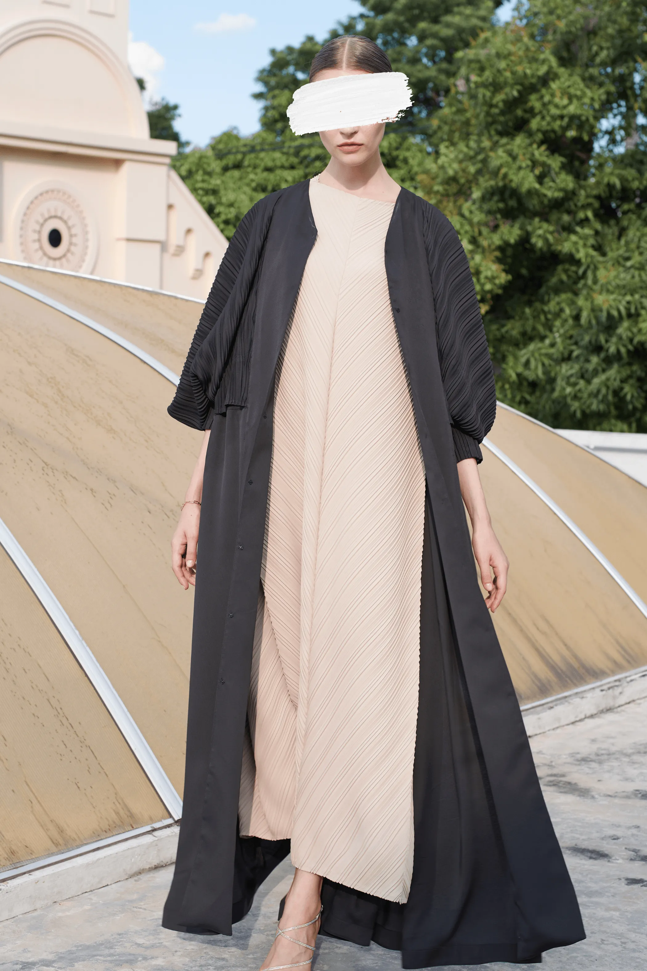 Abaya Pleated With Drapery Sleeve With Shayla