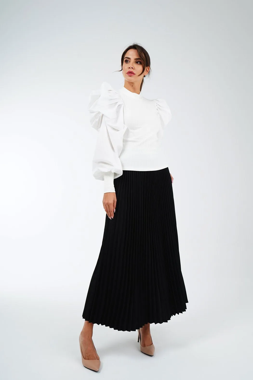 Alonsa Pleated Top With Puff Sleeves