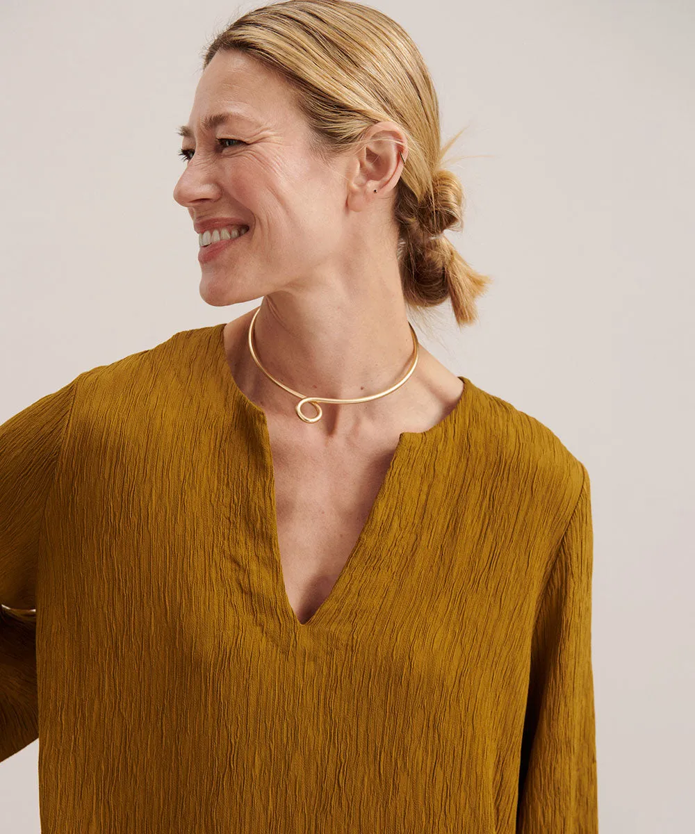 Nyrai Split Neck Midi Dress