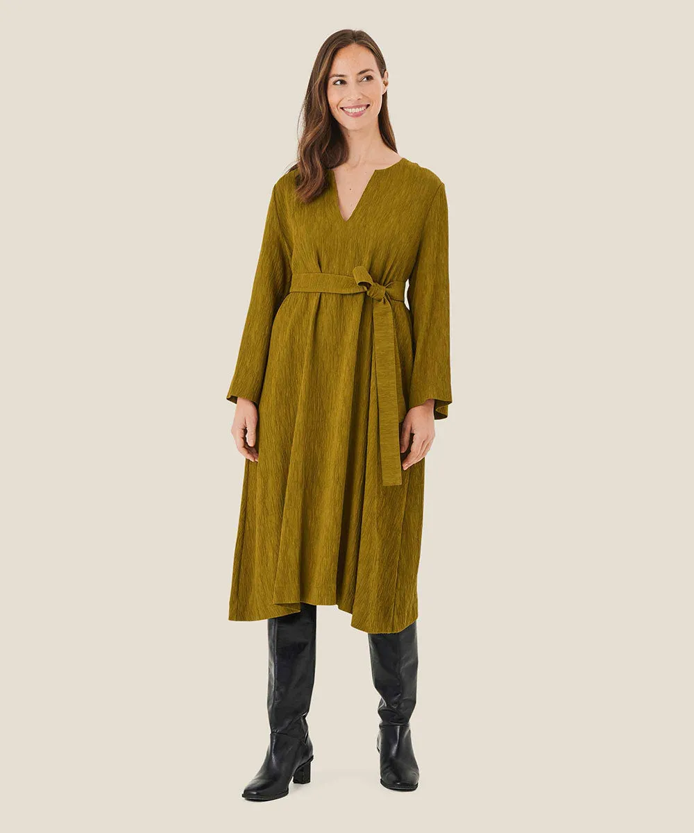 Nyrai Split Neck Midi Dress