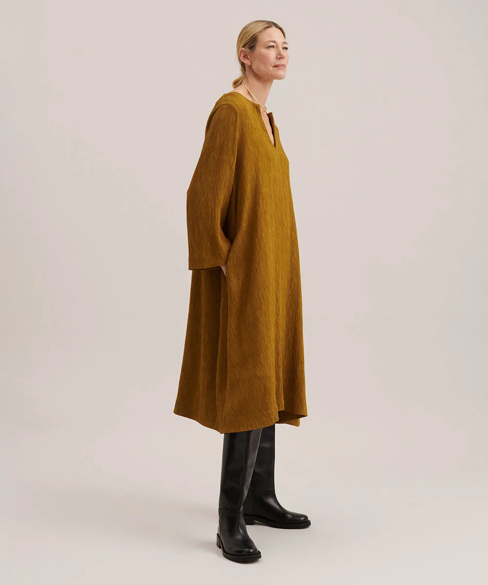 Nyrai Split Neck Midi Dress