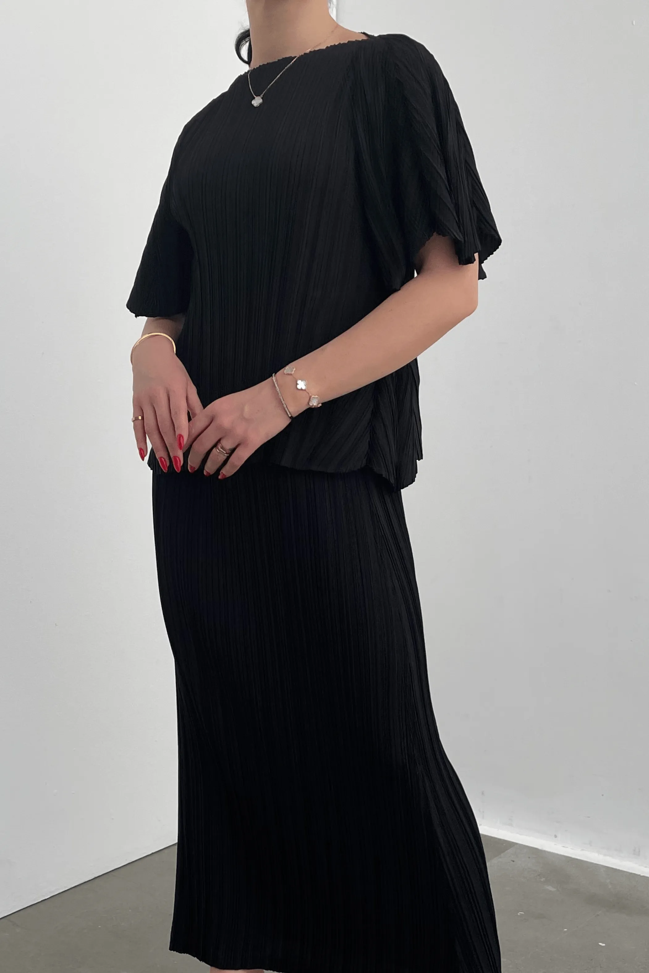 Sanya Pleated Top with Puff Sleeve