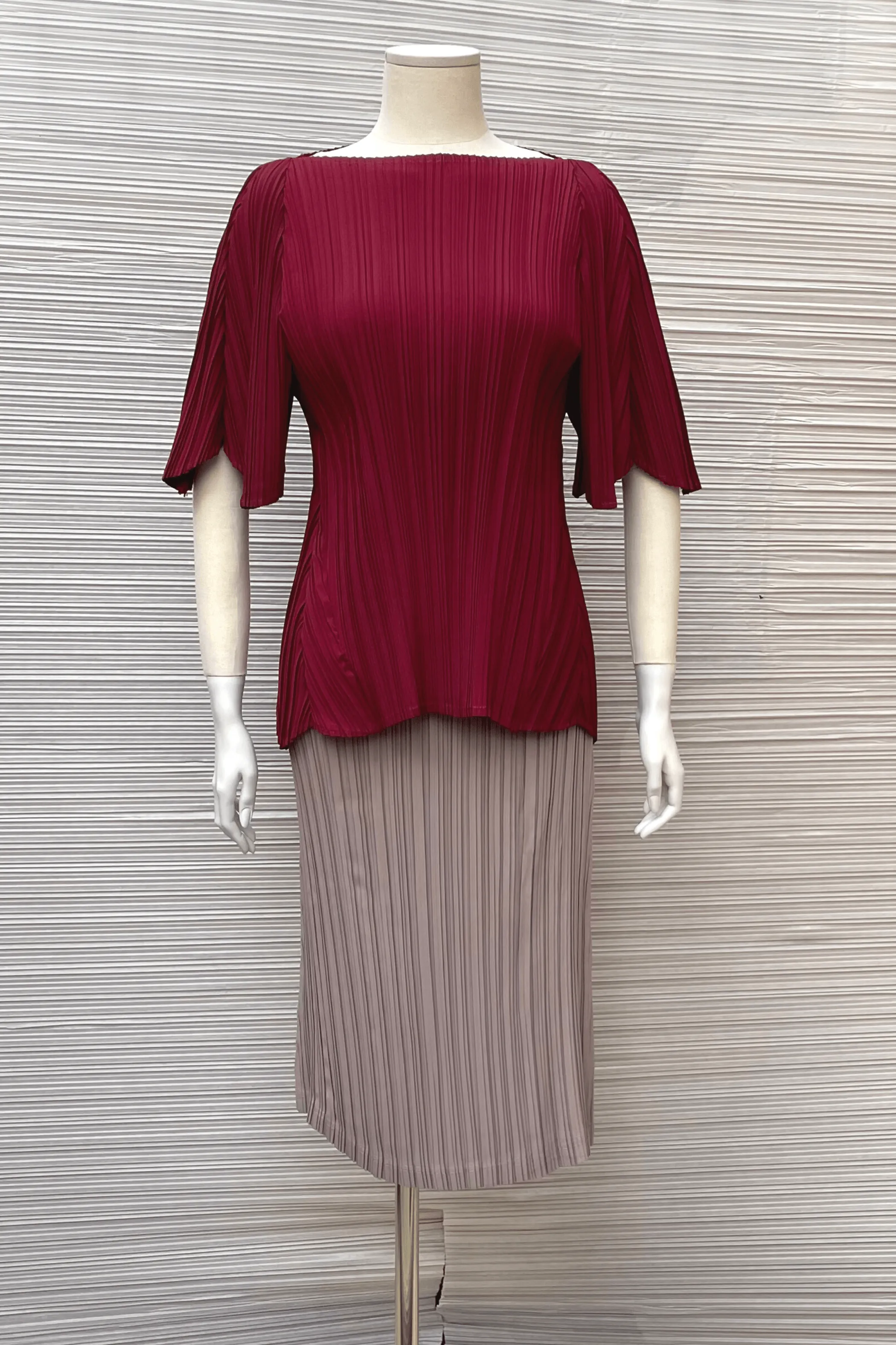 Sanya Pleated Top with Puff Sleeve
