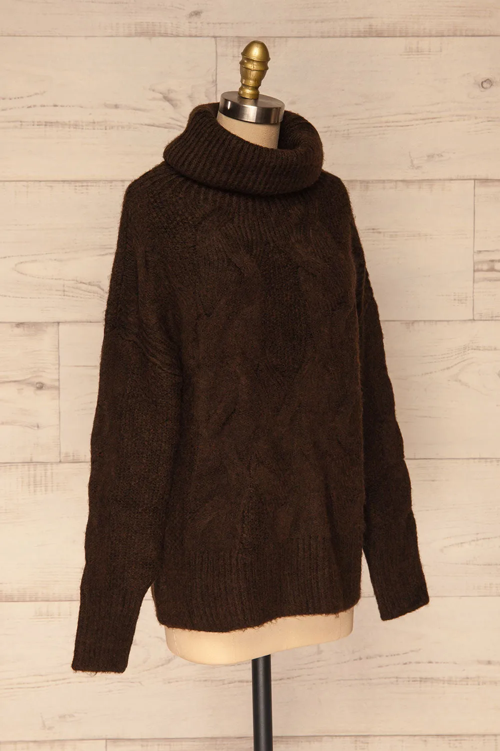Vigo Brown | Turtleneck Knit Sweater