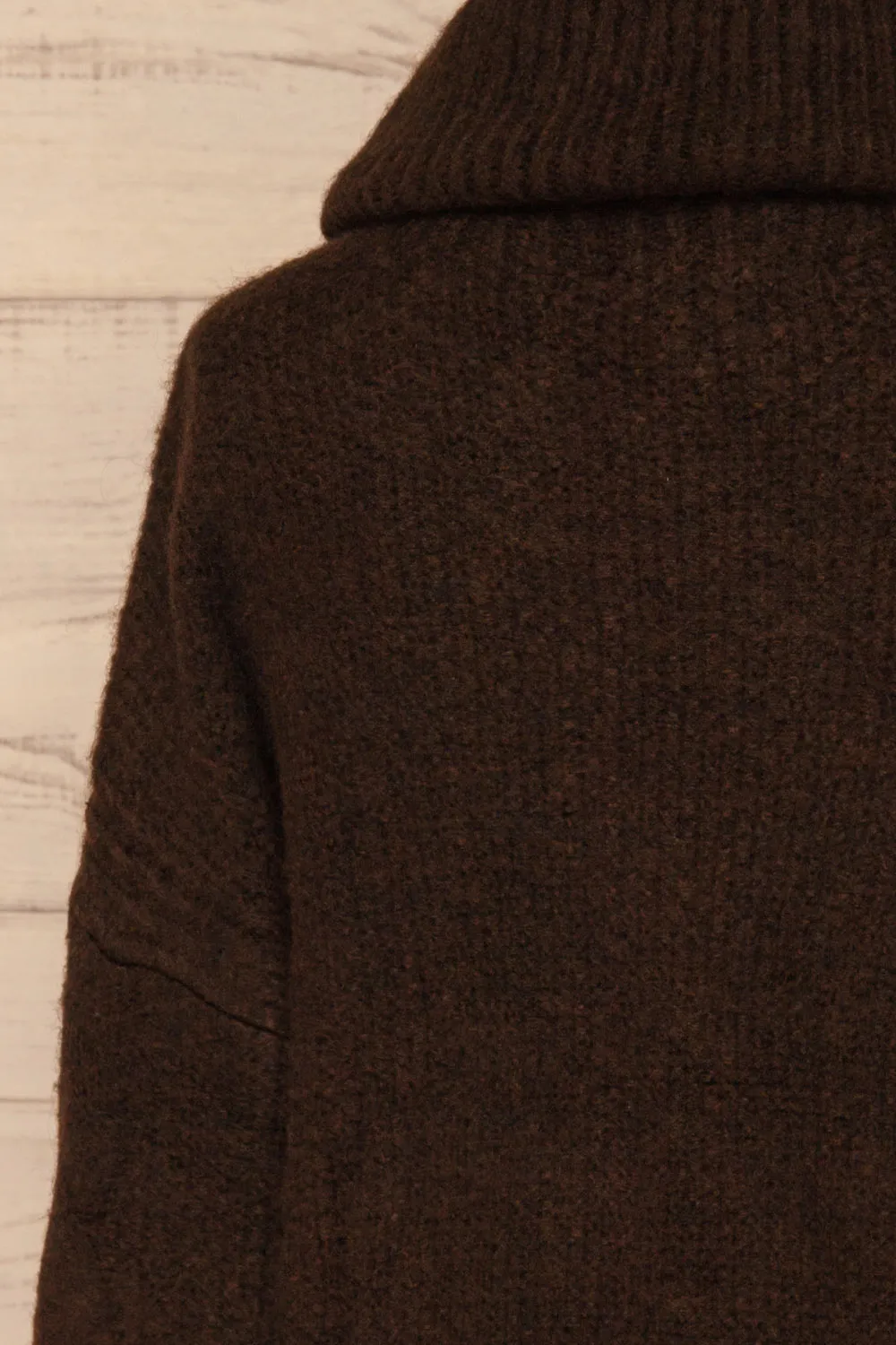 Vigo Brown | Turtleneck Knit Sweater