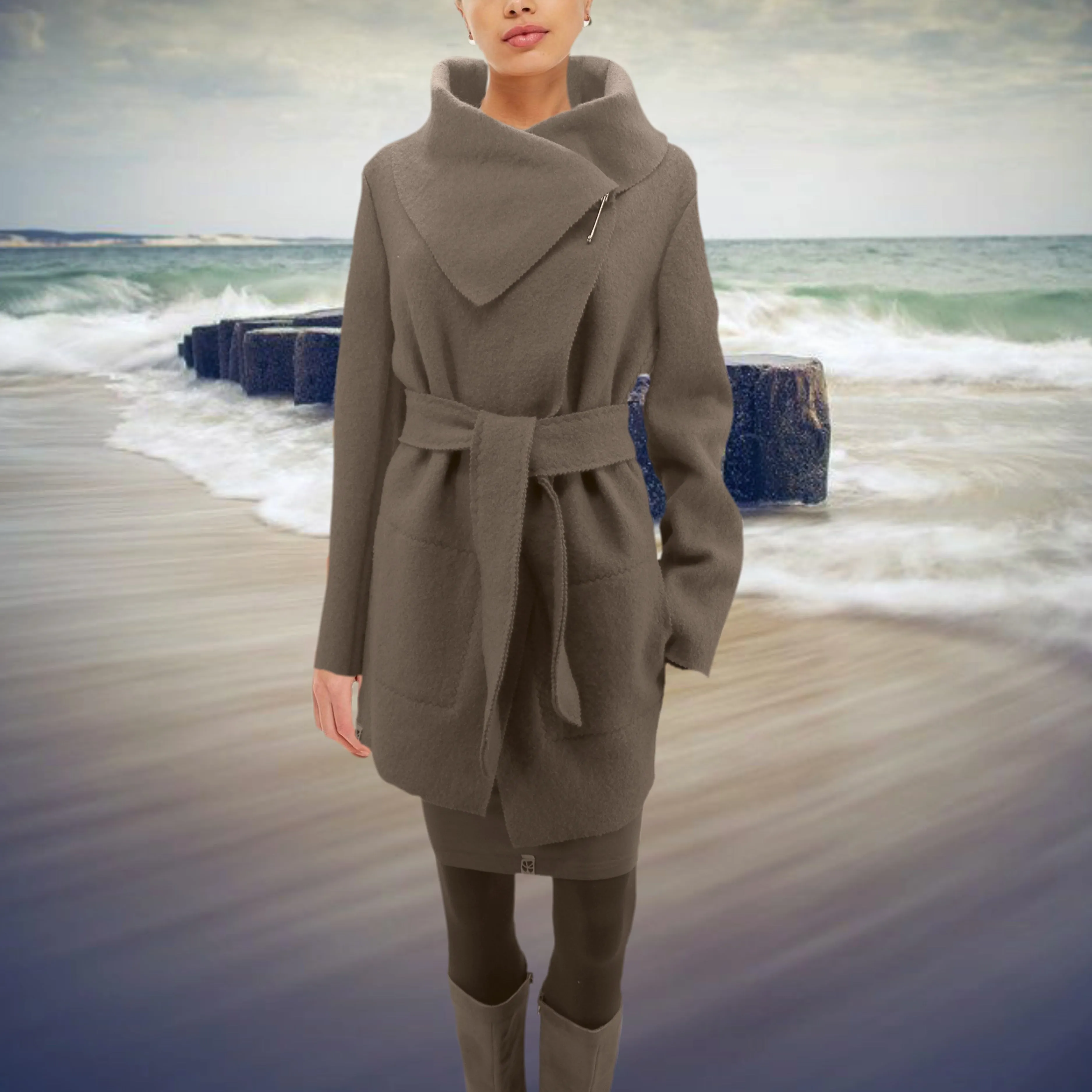wollen vest-jas van gekookte wol / jacket made of boiled wool